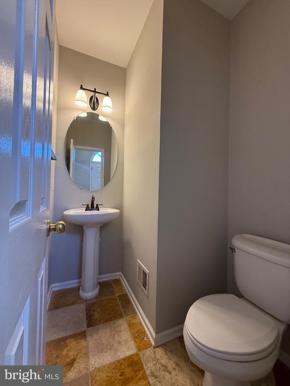 109 Palmer Ct