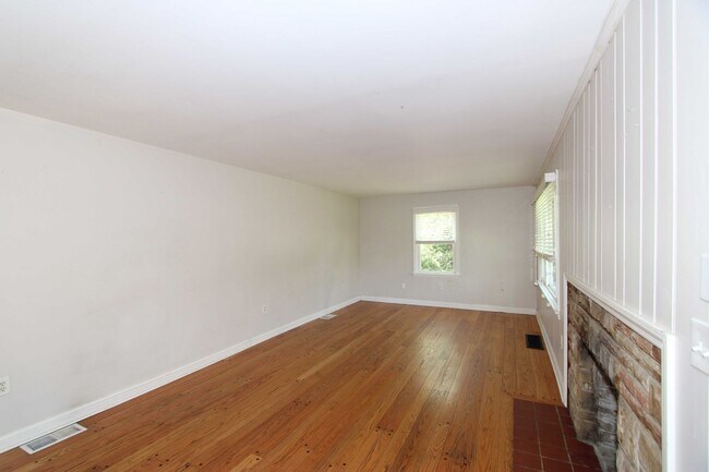 Photo - 3 Bed 1 Bath House