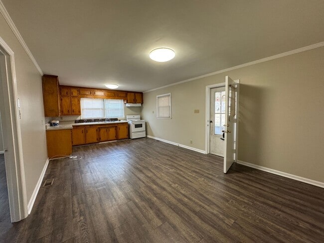 Photo - MOVE-IN READY!