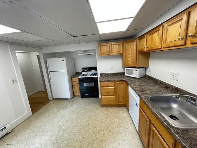 Photo - 90 Pierce St