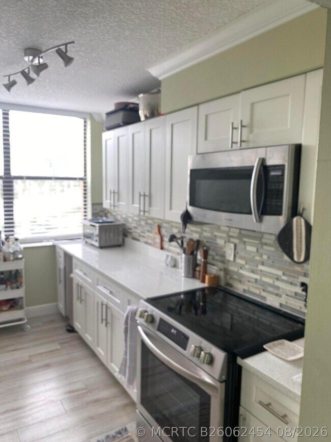 Photo - 2255 Lindell Blvd Unit 4311