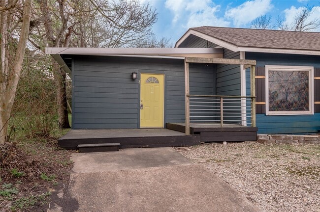 Building Photo - 1513 16th St