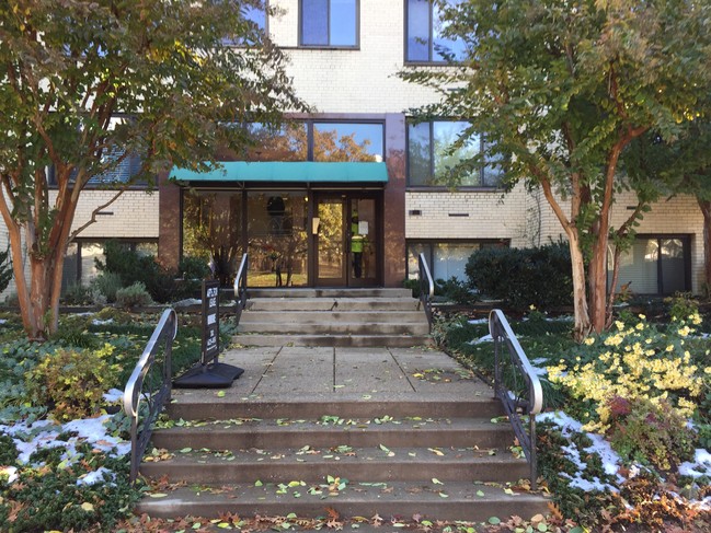 Exterior - 4107 Connecticut Avenue Rental
