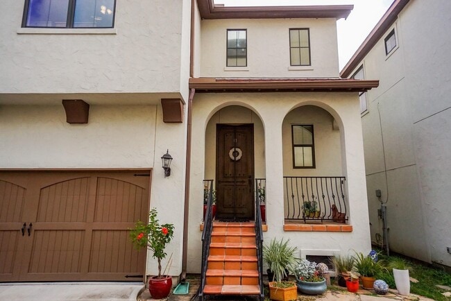 Photo - 1801 W 24th St