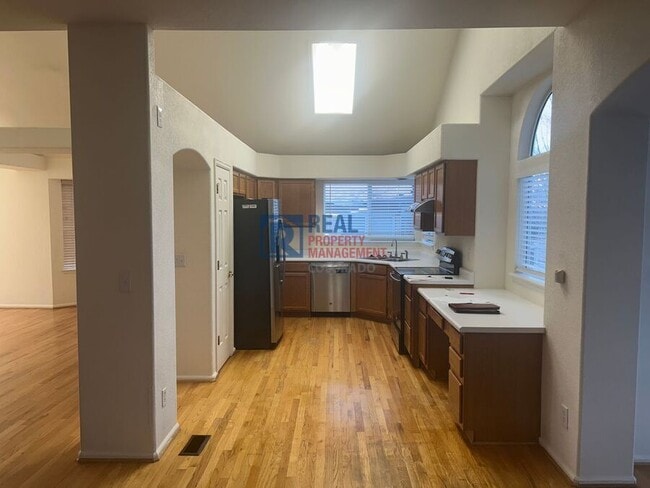 Photo - 9044 Edgewood St