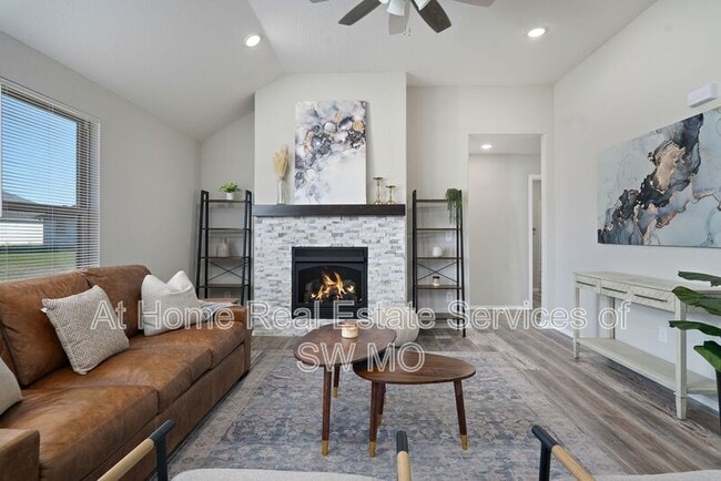 Photo - 528 S Evergreen Ave