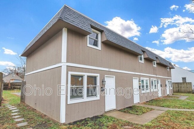 Photo - 3092 Grasmere Ave