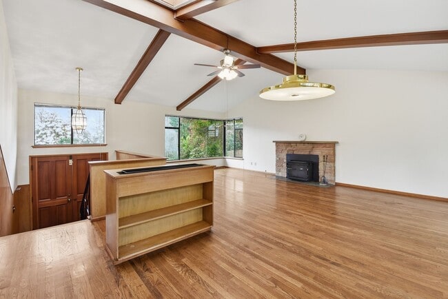Photo - 3bd/2ba Bellevue Home