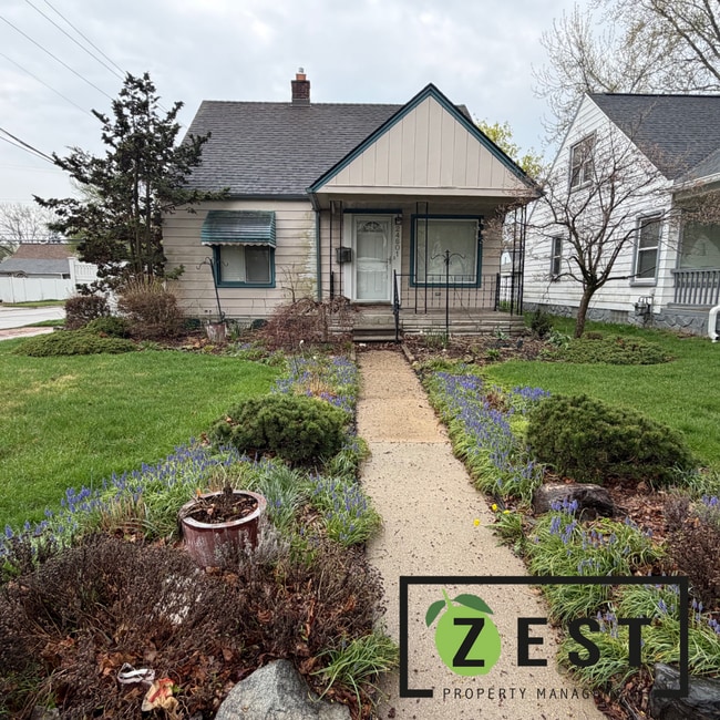 Building Photo - Gorgeous 3 BED 1.5 BATH - $1800 OPEN HOUSE 5/4 3-3:30PM