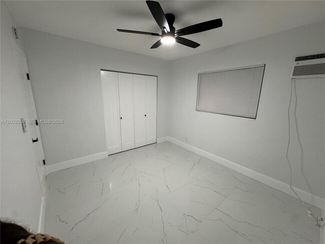 1096 NE 157th Ter