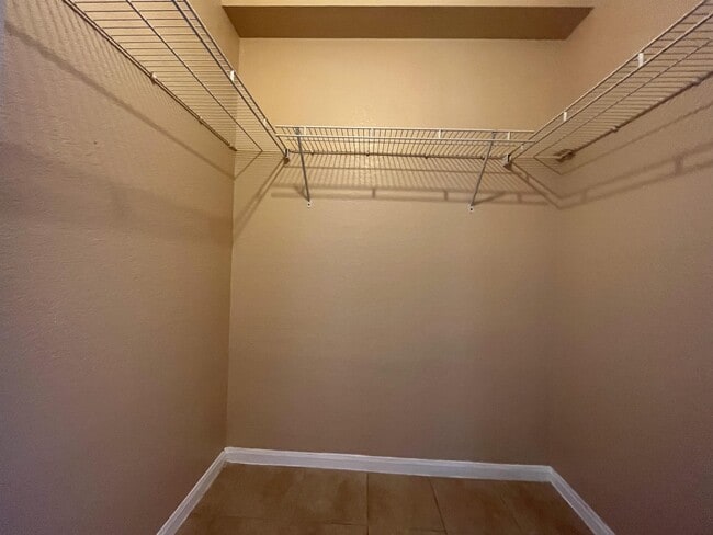 Photo - 1133 Golden Lakes Blvd