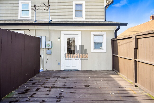 Photo - 519 Wallace Ave