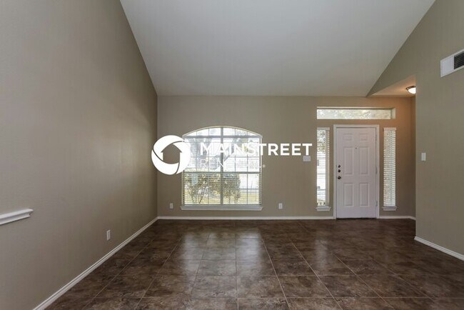 Photo - 3 Bedroom Pet-Friendly Home in Converse, TX with Main Street Renewal