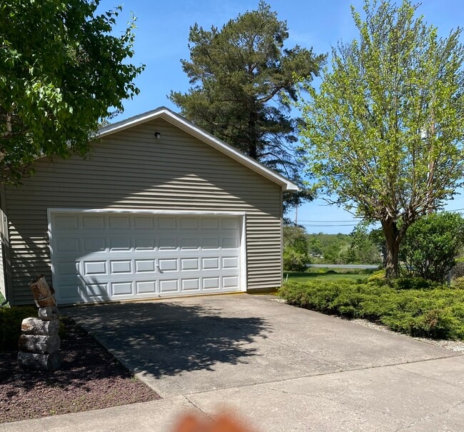 Photo - 12 Twin Willows Dr