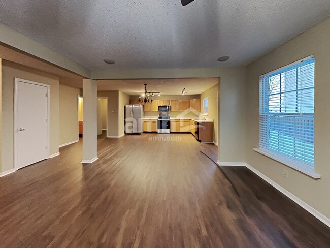 Photo - 12115 Maize Dr