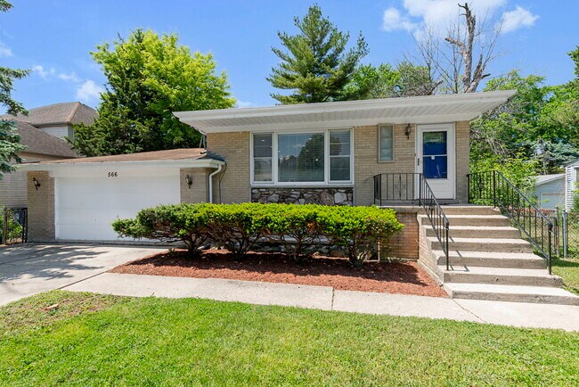 Photo - 566 N Howard Ave