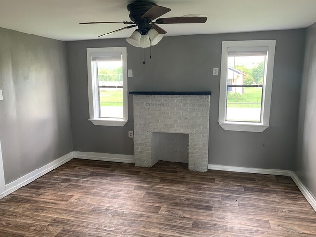 Photo - 5100 S 33rd St