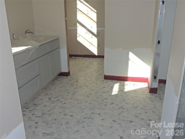 Photo - 125 Central St