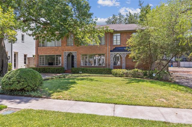 Photo - 4421 University Blvd