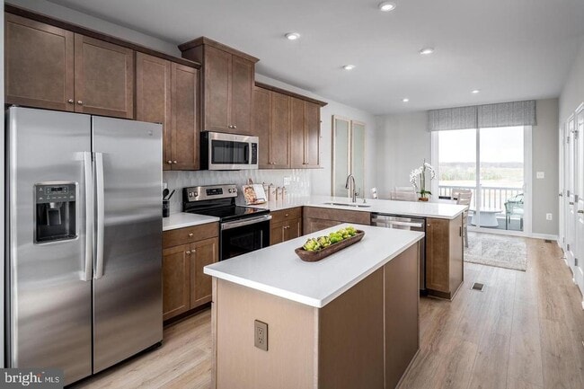 Photo - 4927 DUNHAVEN Dr