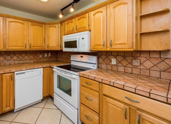 Photo - 2049 S Ocean Dr Unit 806