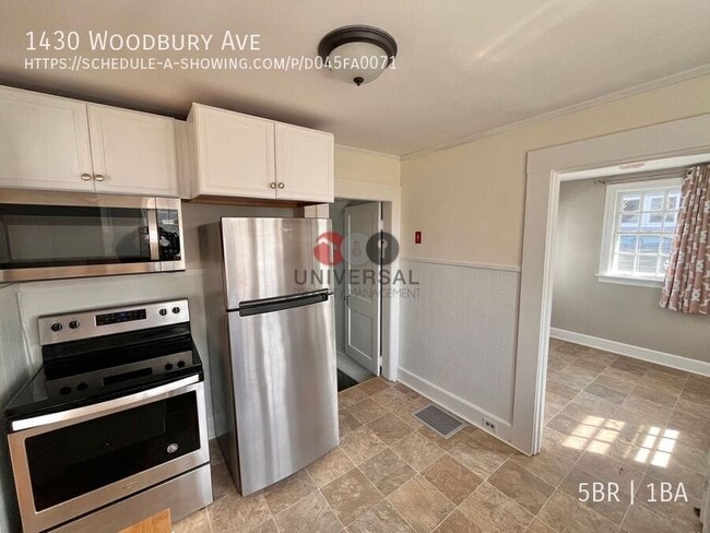 Photo - 1430 Woodbury Ave