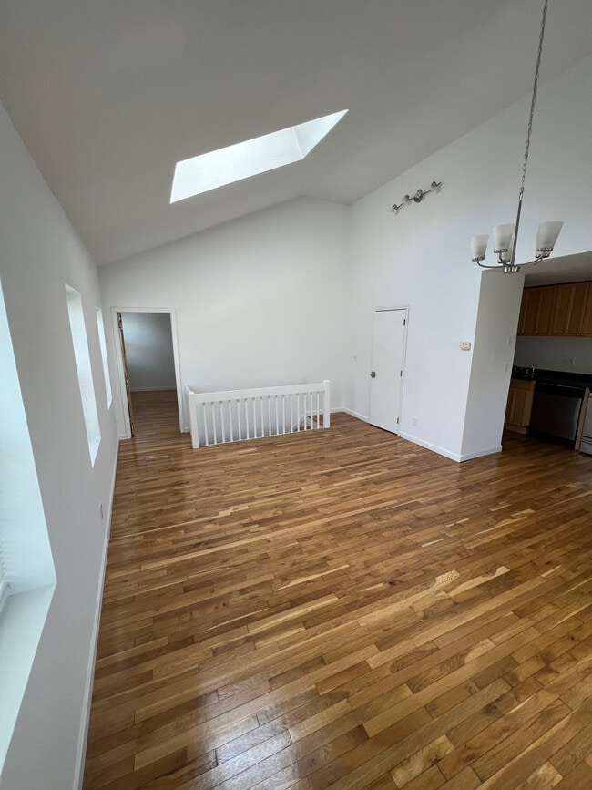 Photo - 6 Shepard St