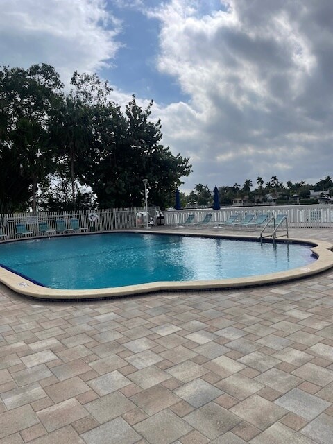 Photo - 1455 N Treasure Dr Unit 7D