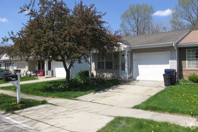 Building Photo - 1114 Stratford Ln Rental