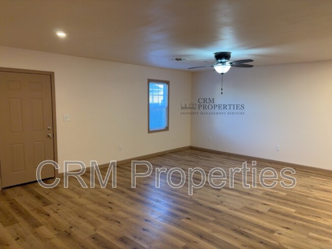 Photo - 1105 S Purdum St Unit B