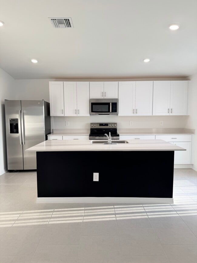 Kitchen - 12216 Sydney Ct