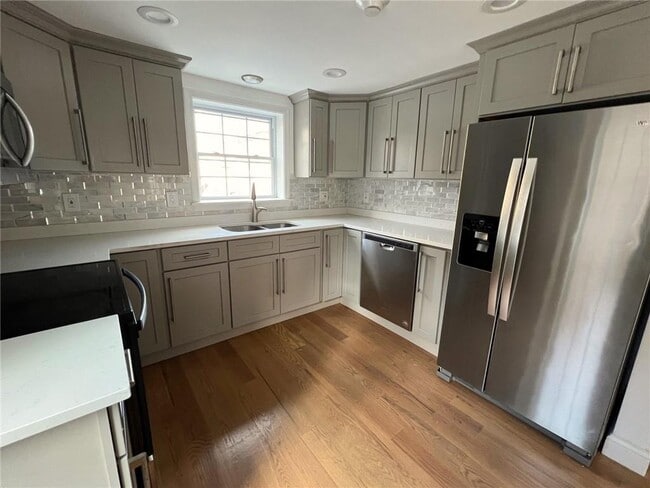 Photo - 5 Church St Unit 1