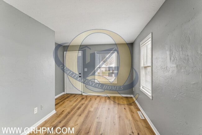 Photo - Available Now!! Half OFF First Month's Rent!