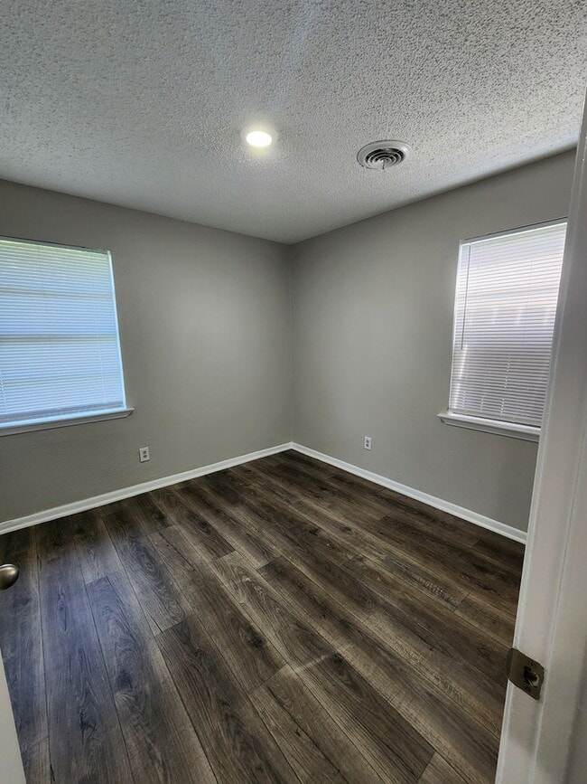 Photo - 4/2 in West Lampasas