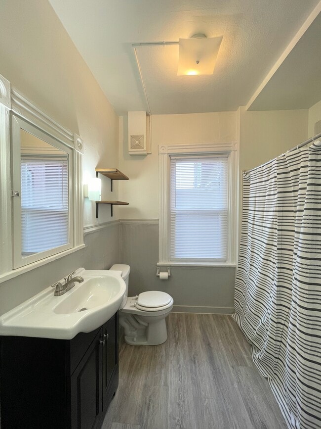 Photo - 507 S Lime St Unit Apt 2