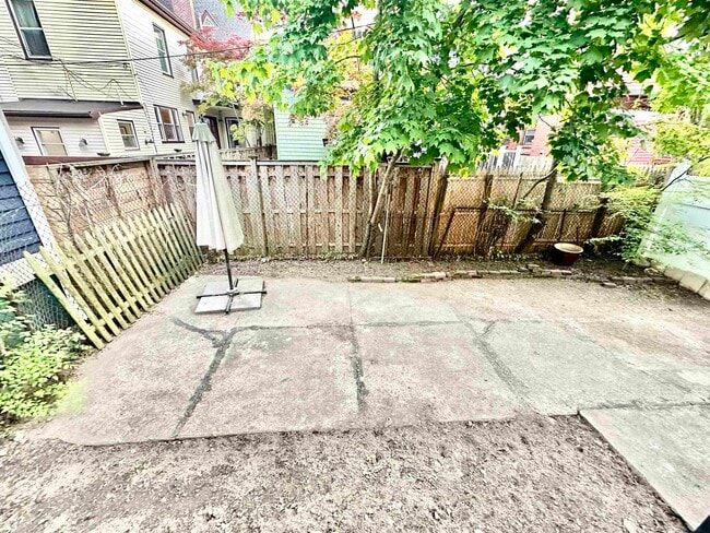Photo - 163 Jewett Ave