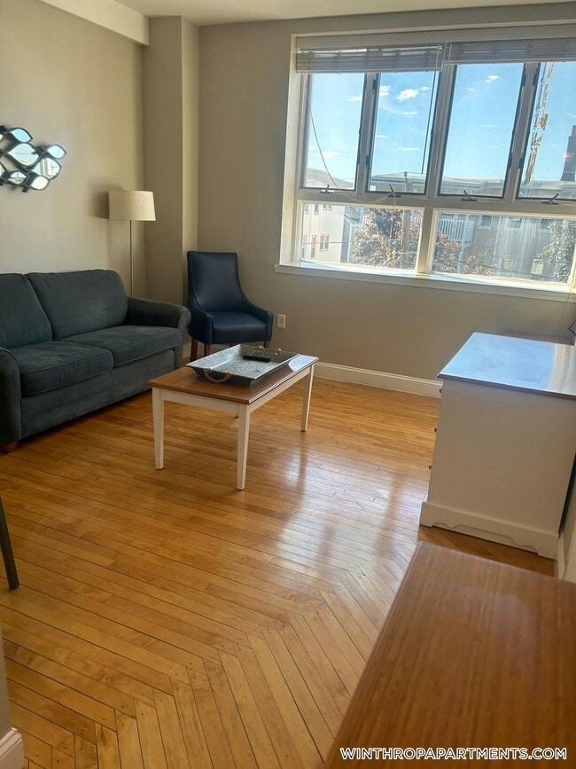 Photo - 312 Shirley St Unit 203