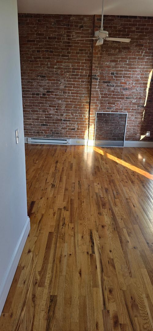 Photo - Charming Historic Studio in the Heart of D... Unit Apt 4