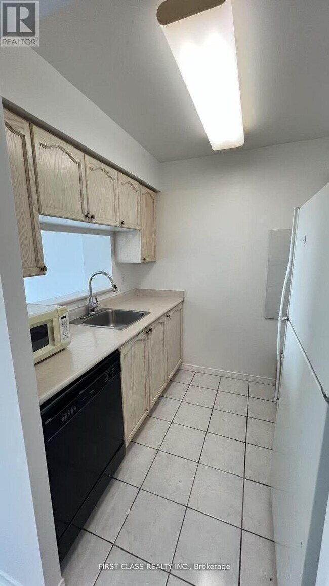 Photo - 1 Pemberton Ave Unit 1605