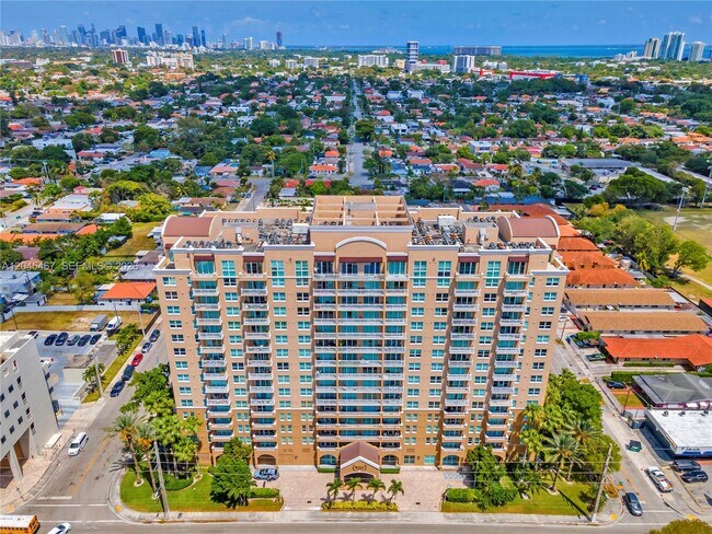Photo - 2665 SW 37th Ave Unit 301