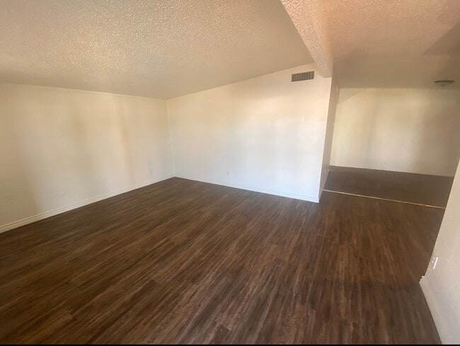 Photo - 3616 Marlborough Ave