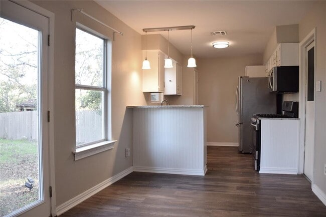 Photo - 7703 Elderberry Dr