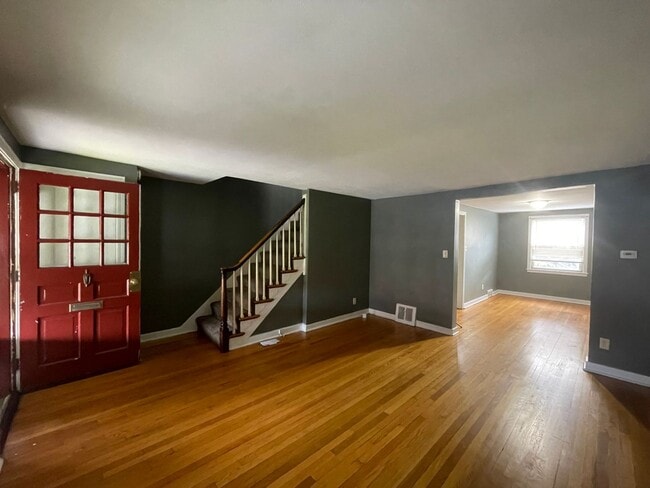 Photo - 3 Bedroom Single Family Home in Harrisburg!