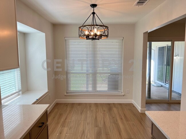 Photo - Magnificent 3/2/2 in Lewisville For Rent!
