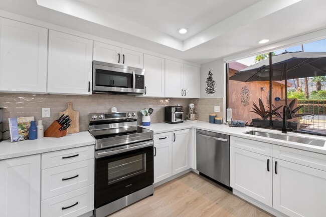 Photo - Designer Seville Condo w/ Golf & Mountain ...