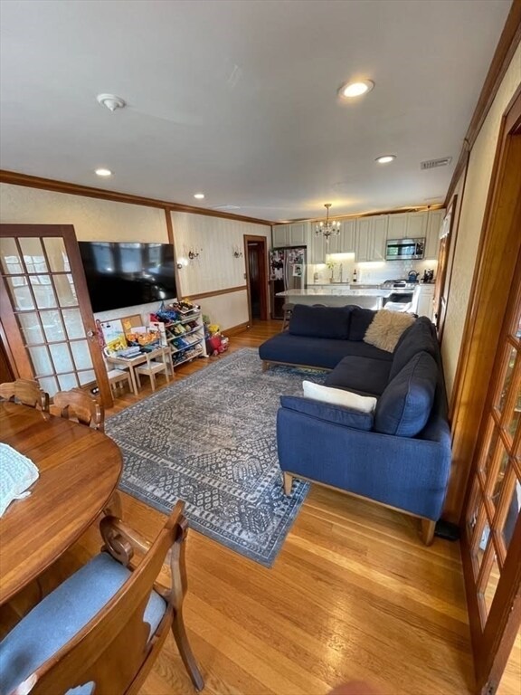 Photo - 22 Bayard St Unidad St