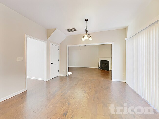 Photo - 192 Carissa Dr