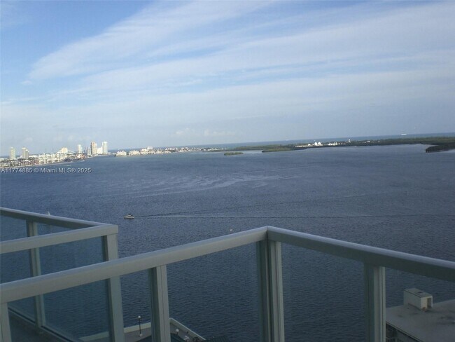 Photo - 300 S Biscayne Blvd Unit T-3106