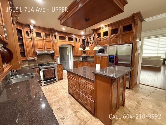 Photo - Upper-Level Modern Home with 6 Bedrooms Unit UPPER