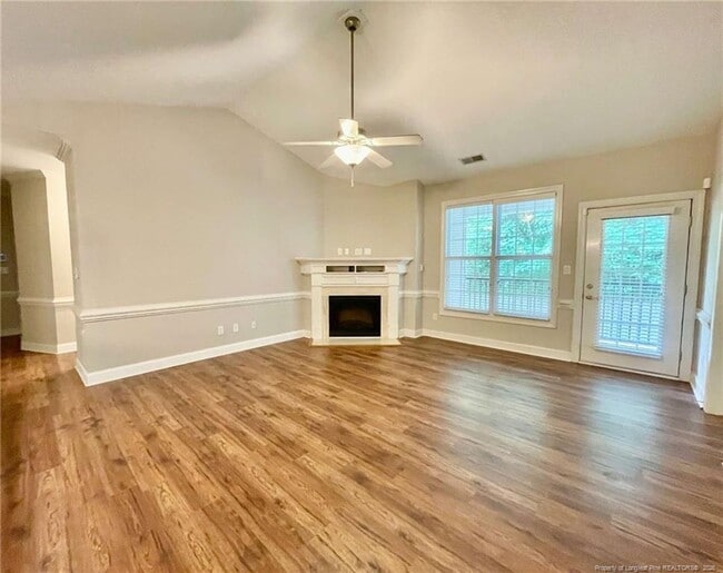 Photo - 206 Fountainhead Ln